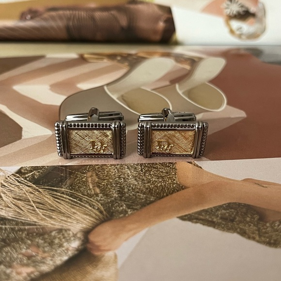 Vintage ✨Christian Dior Cufflinks - Picture 1 of 6